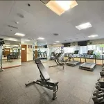 Downtown Apt - Near Burj Khalifa - Free Parking