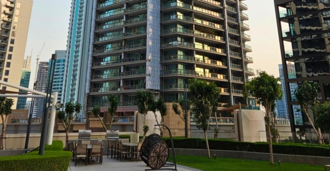 Apartment Downtown - Near Burj Khalifa - Free Parking