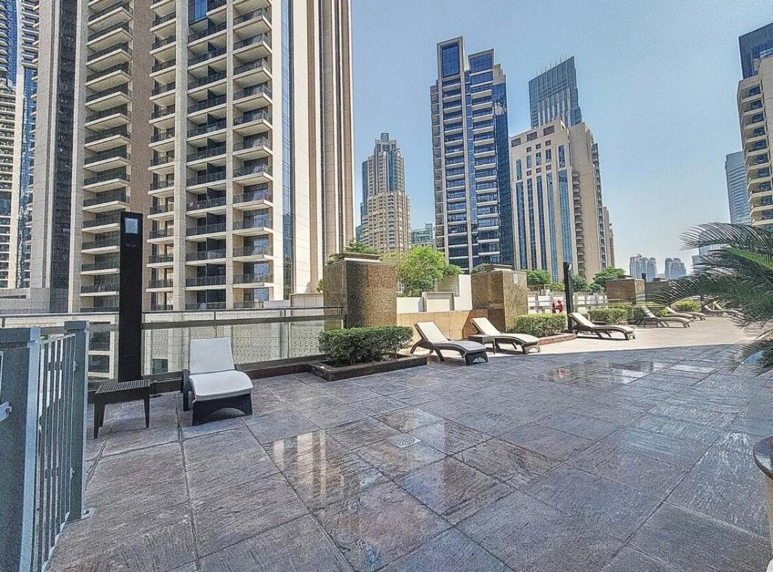 Downtown - Near Burj Khalifa - Free Parking *